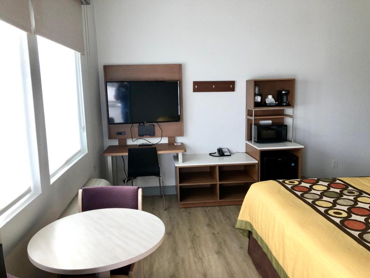 Super 8 By Wyndham פורט בראג מראה חיצוני תמונה