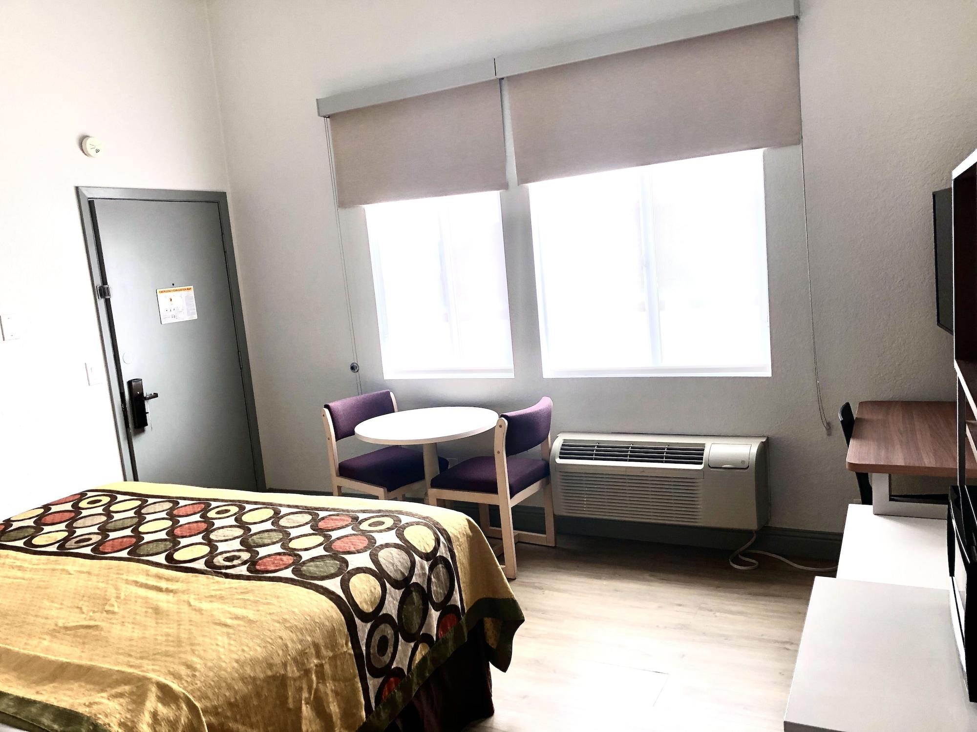 Super 8 By Wyndham פורט בראג מראה חיצוני תמונה